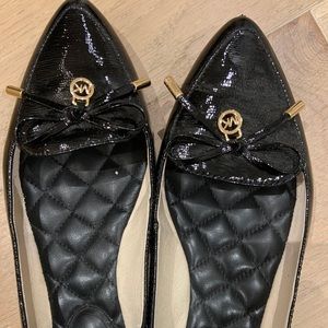 MICHAEL Michael Kors Nancy Flat